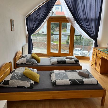 Apartman S Vyhledem Na Zamek I ビンペルク エクステリア 写真